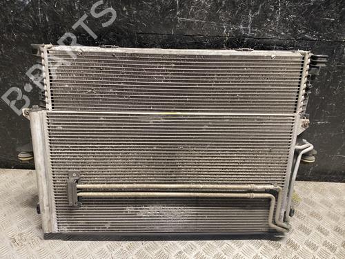 Radiateur à eau VW TOUAREG (7LA, 7L6, 7L7) 3.0 V6 TDI (240 hp) 28937678