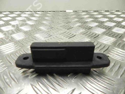 Used Switch TOYOTA YARIS (_P13_) 1.0 (KSP130_, KSP130) (69 hp) 28945244