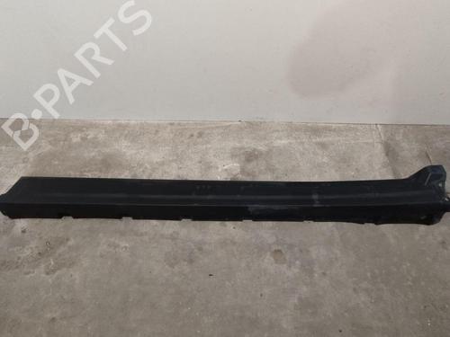 Used Left sideskirt MASERATI LEVANTE SUV (M161) 3.0 Q4 (350 hp) 28919017