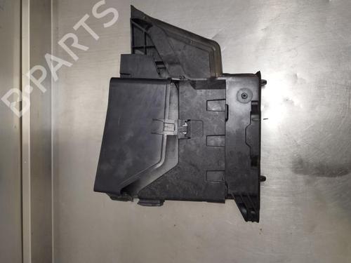 Used Fuse box Fuse box BMW 1 (F70) 120 d Mild-Hybrid (163 hp) 40274536 40274536