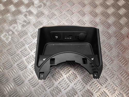 Used Switch KIA SPORTAGE III (SL) 2.0 CRDi AWD (136 hp) 28928607