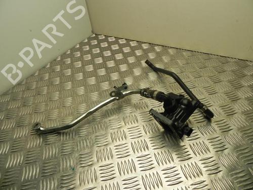 Used Thermostat housing Thermostat housing 37576984 37576984