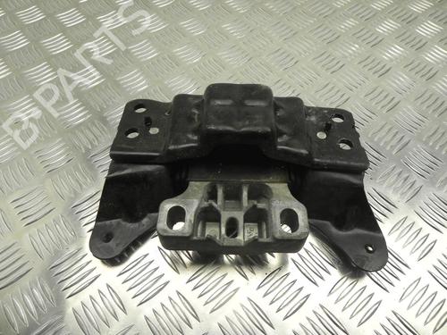 engine-mount-vw-golf-vii-5g1-bq1-be1-be2-2012-2013-2014-2015-2016-2017-2018-2019-2020-2021-37546002 main image