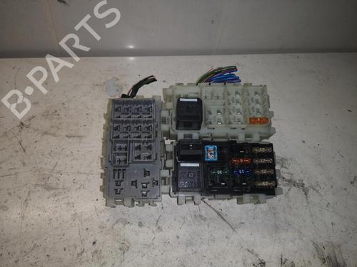 Used Fuse box Fuse box 38967917 38967917