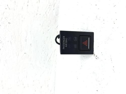 Used Warning switch VW GOLF VII (5G1, BQ1, BE1, BE2) 1.0 TSI (110 hp) 32345532