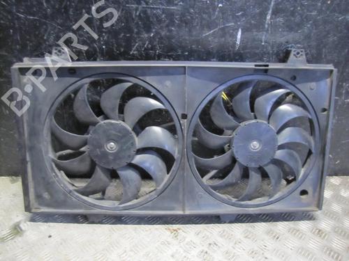 Used Radiator fan TOYOTA YARIS (_P13_) 1.3 (NSP130_, NSP130) (95 hp) 28913729
