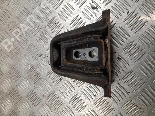 Used Engine mount Engine mount 37563895 37563895