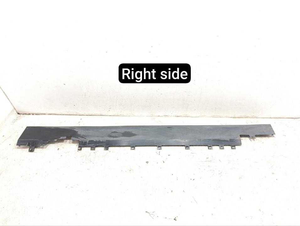 Right sideskirt – Aston Martin DBX 4.0 (2019-2026)