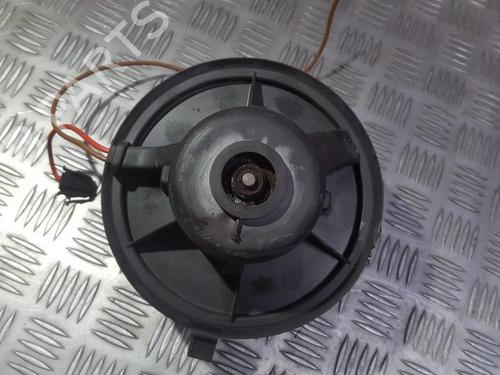 Used Heater blower motor Heater blower motor VW GOLF III (1H1) 1.4 (60 hp) 35674674 35674674