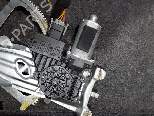 right-front-window-motor-opel-astra-h-a04-2004-2005-2006-2007-2008-2009-2010-2011-2012-2013-2014-35656304 main image