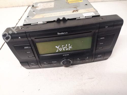 Used Radio Radio 35437229 35437229