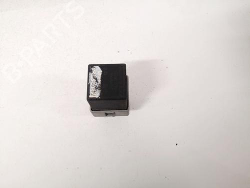 Used Electronic sensor Electronic sensor MITSUBISHI CARISMA (DA_) 1.6 (DA1A) (99 hp) 32890571 32890571