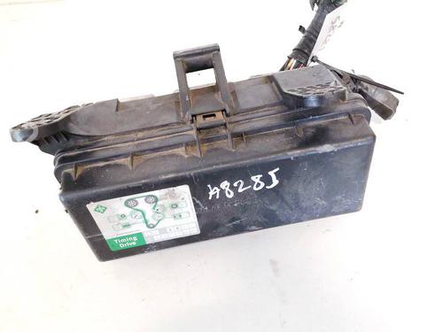 Used Fuse box Fuse box 32917721 32917721