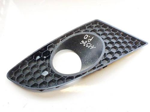 Grill Grill SEAT LEON (1P1) 1.9 TDI (105 hp) 36825289 36825289