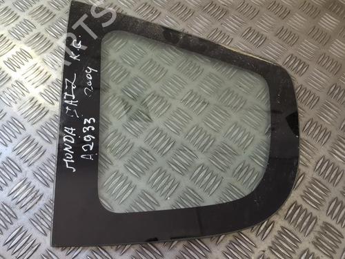 Panel rude bagtil venstre Panel rude bagtil venstre HONDA JAZZ II (GD_, GE3, GE2) 1.3 iDSi (GD1) (86 hp) 35680007 35680007