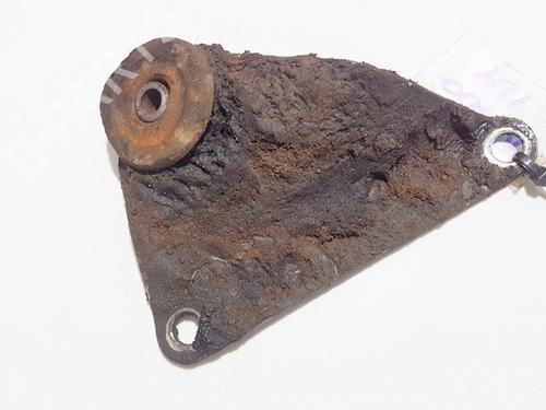 Used Engine mount Engine mount AUDI 80 B3 Saloon (893, 894, 8A2) 1.8 S (90 hp) 33080902 33080902