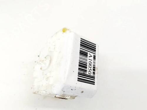 Used Fuse box Fuse box MITSUBISHI COLT VI (Z3_A, Z2_A) 1.3 (Z21A) (95 hp) 32598838 32598838