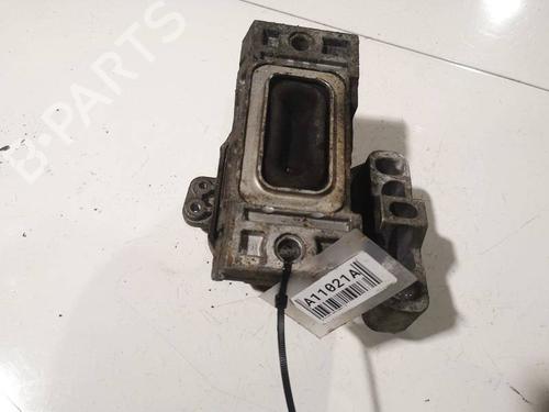 Used Engine mount VW BORA I (1J2) 1.9 TDI (90 hp) 32535112