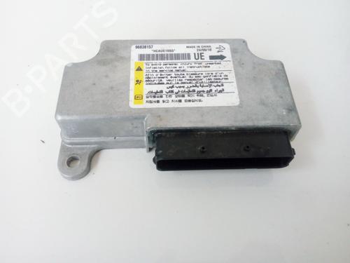 Used ECU airbags ECU airbags CHEVROLET CAPTIVA (C100, C140) 2.0 D (150 hp) 33526180 33526180