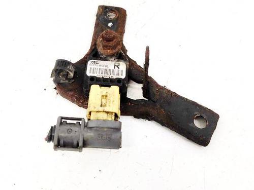 Used Electronic module Electronic module TOYOTA AVENSIS (_T25_) 2.0 VVTi (AZT250_) (155 hp) 32949086 32949086