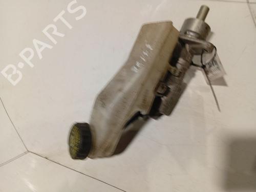 Used Brake master cylinder Brake master cylinder TOYOTA COROLLA Verso (ZER_, ZZE12_, R1_) 2.2 D-4D (AUR10_, AUR10R) (136 hp) 34808738 34808738
