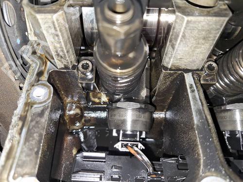 Used Injector Injector VW PASSAT B6 (3C2) 1.9 TDI (105 hp) 35102543 35102543