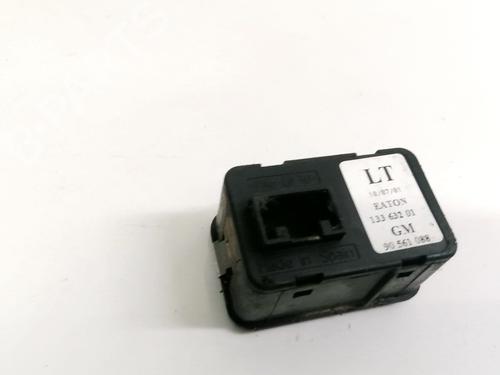 Switch OPEL ZAFIRA A MPV (T98) 2.0 DTI 16V (F75) | BP32894882I30 - Image 3