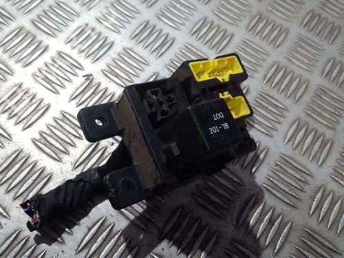 fuse-box-hyundai-elantra-iii-xd-2000-2001-2002-2003-2004-2005-2006-33500866 main image