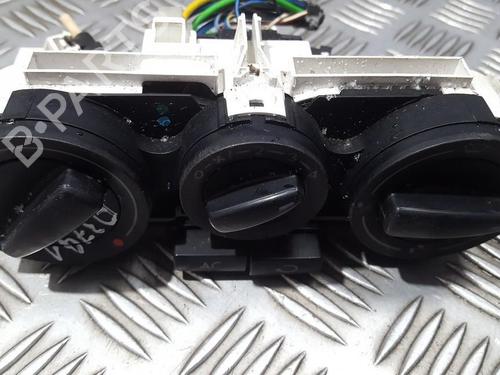 Commande Chauffage Commande Chauffage VW GOLF IV (1J1) 1.6 (100 hp) 35703090 35703090