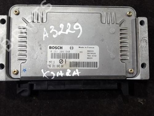 Used Engine control unit (ECU) Engine control unit (ECU) CITROËN XSARA (N1) 1.4 i (75 hp) 33483656 33483656