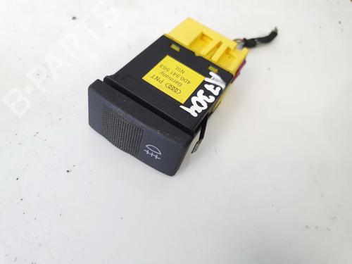 Used Switch Switch AUDI A4 B5 (8D2) 1.6 (100 hp) 35489588 35489588
