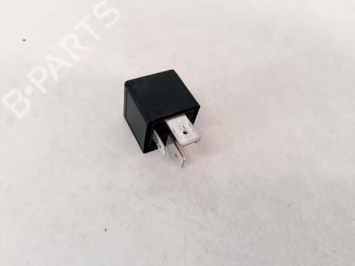 Electronic sensor VOLVO S80 I (184) 2.5 TDI | BP33080785M84 - Image 2