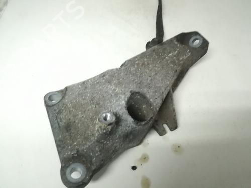 Used Support Support BMW 1 (E81) 116 i (122 hp) 33514012 33514012