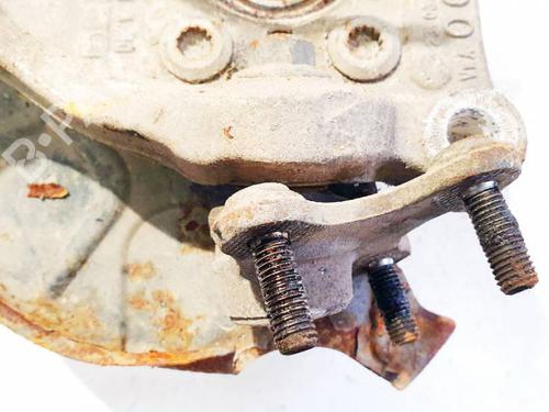 Left front steering knuckle VW PASSAT B6 (3C2) 2.0 TDI | BP38323453M25 - Image 3