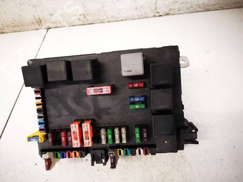 Used Fuse box Fuse box 38277428 38277428