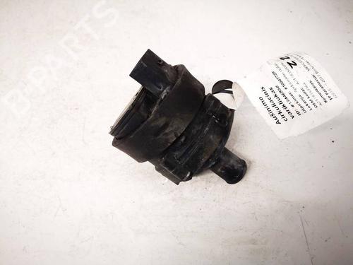 Used Auxiliary water pump Auxiliary water pump MERCEDES-BENZ GL-CLASS (X164) GL 420 CDI 4-matic (164.828) (306 hp) 40068240 40068240