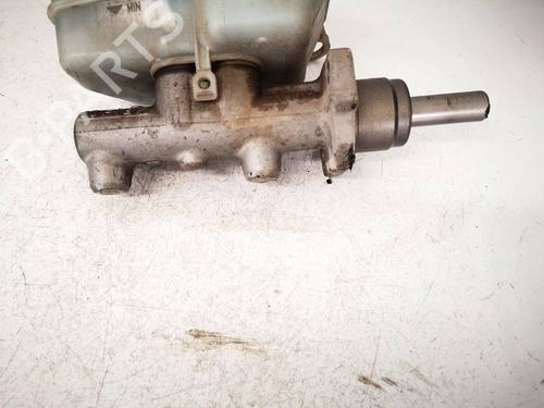 Used Brake master cylinder Brake master cylinder SKODA ROOMSTER (5J7) 1.4 TDI (80 hp) 38738977 38738977