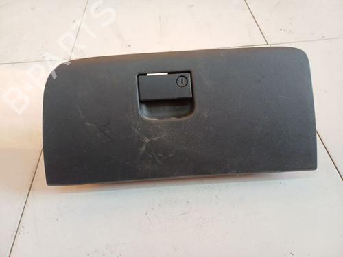 glove-box-fiat-freemont-345_-2011-38576640 main image