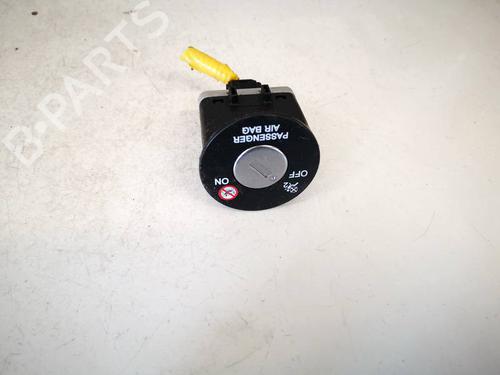 switch-kia-optima-fsgds6b-2010-2011-2012-2013-2014-2015-2016-2017-32601860 main image