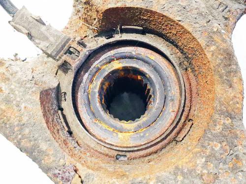 Left front steering knuckle NISSAN NOTE (E11, NE11) 1.6 | BP38631461M25 - Image 3