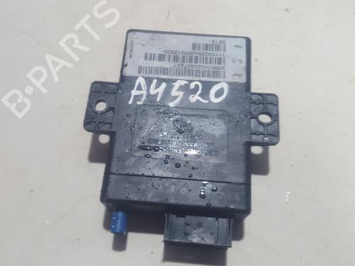 Used Electronic module Electronic module TOYOTA COROLLA Verso (ZER_, ZZE12_, R1_) 2.2 D-4D (AUR10_, AUR10R) (177 hp) 33511357 33511357