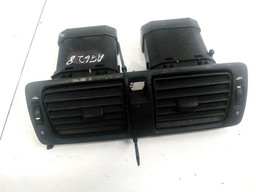 Used Air vent Air vent VOLVO S40 II (544) 2.0 D (136 hp) 32894113 32894113