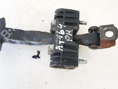 Used Hinge/Door check strap Hinge/Door check strap 35499232 35499232