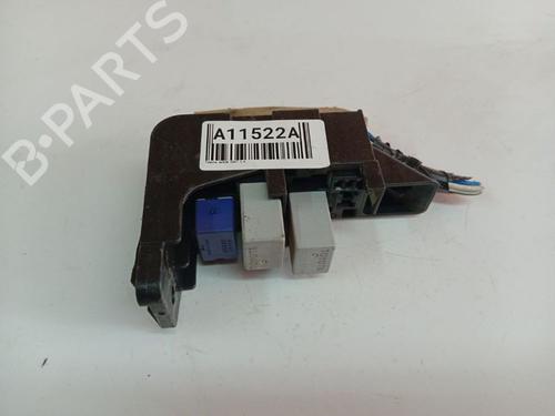 Used Fuse box Fuse box 36907100 36907100