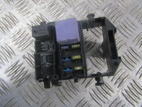fuse-box-renault-laguna-ii-bg01_-2001-2002-2003-2004-2005-2006-2007-33490541 main image