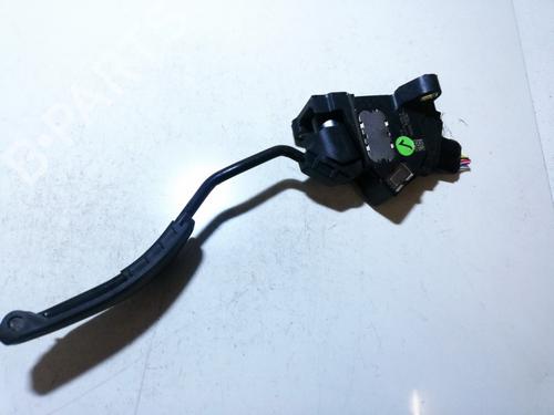 Used Pedal Pedal TOYOTA AURIS (_E15_) 2.0 D-4D (ADE150_, ADE150R) (126 hp) 35853290 35853290