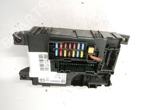 Used Fuse box Fuse box OPEL CORSA D (S07) 1.3 CDTI (L08, L68) (75 hp) 32598221 32598221