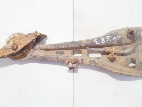 Used Right rear suspension arm Right rear suspension arm 35863940 35863940
