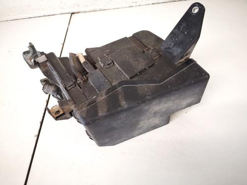fuse-box-toyota-rav-4-iii-_a3_-2005-2006-2007-2008-2009-2010-2011-2012-2013-2014-32911637 main image