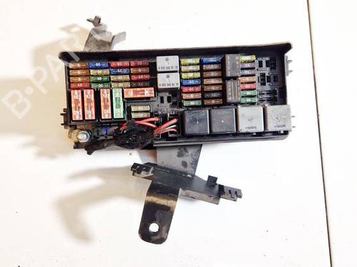 Used Fuse box Fuse box MERCEDES-BENZ R-CLASS (W251, V251) R 320 CDI 4-matic (251.022, 251.122) (224 hp) 32570912 32570912